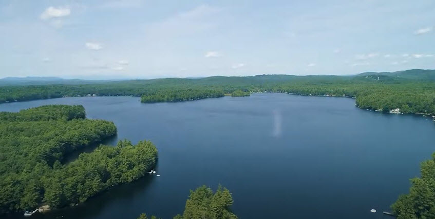 Drone's eye view of Thomas Pond